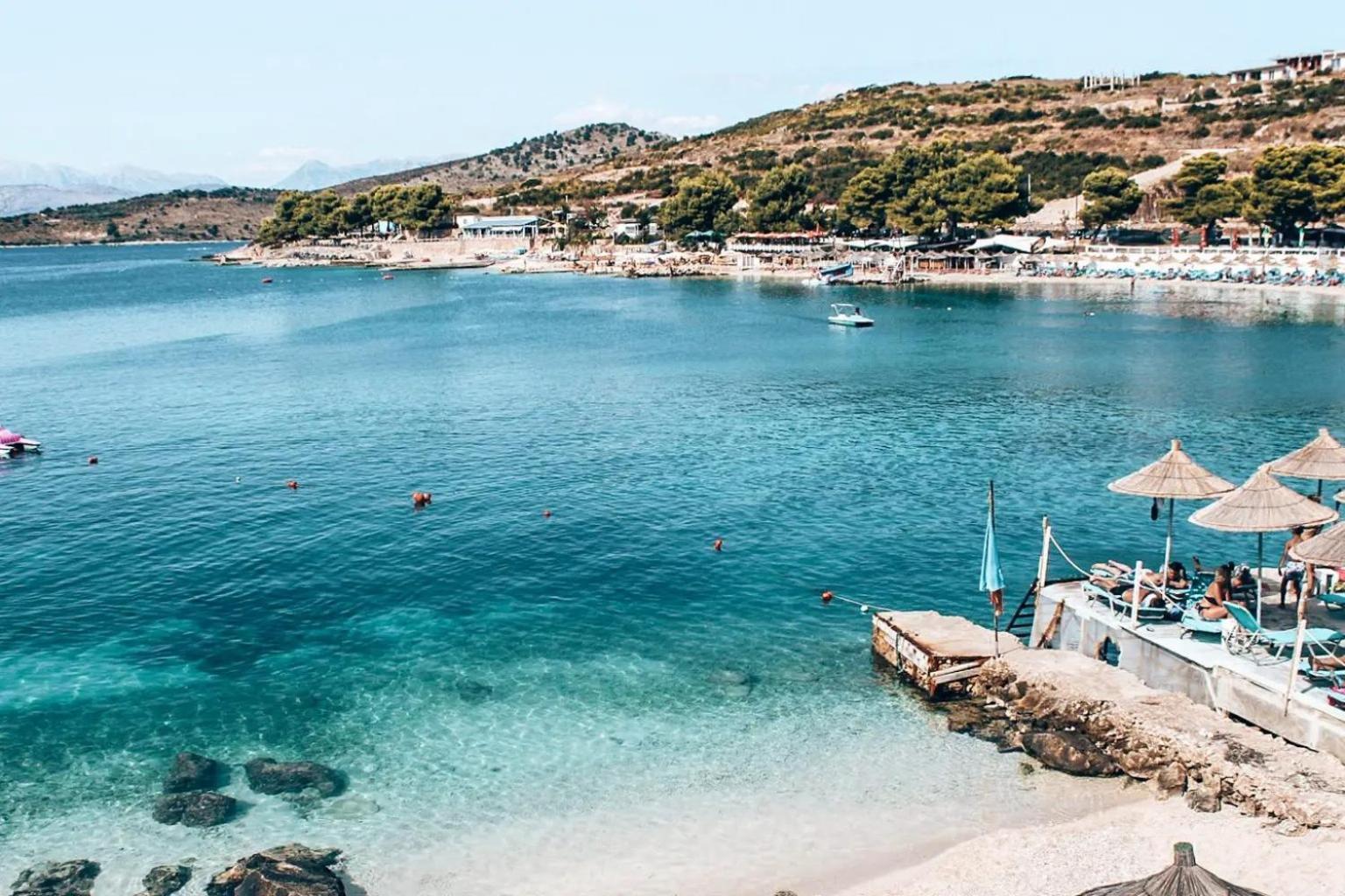 Costa Verde Suites Saranda Bagian luar foto