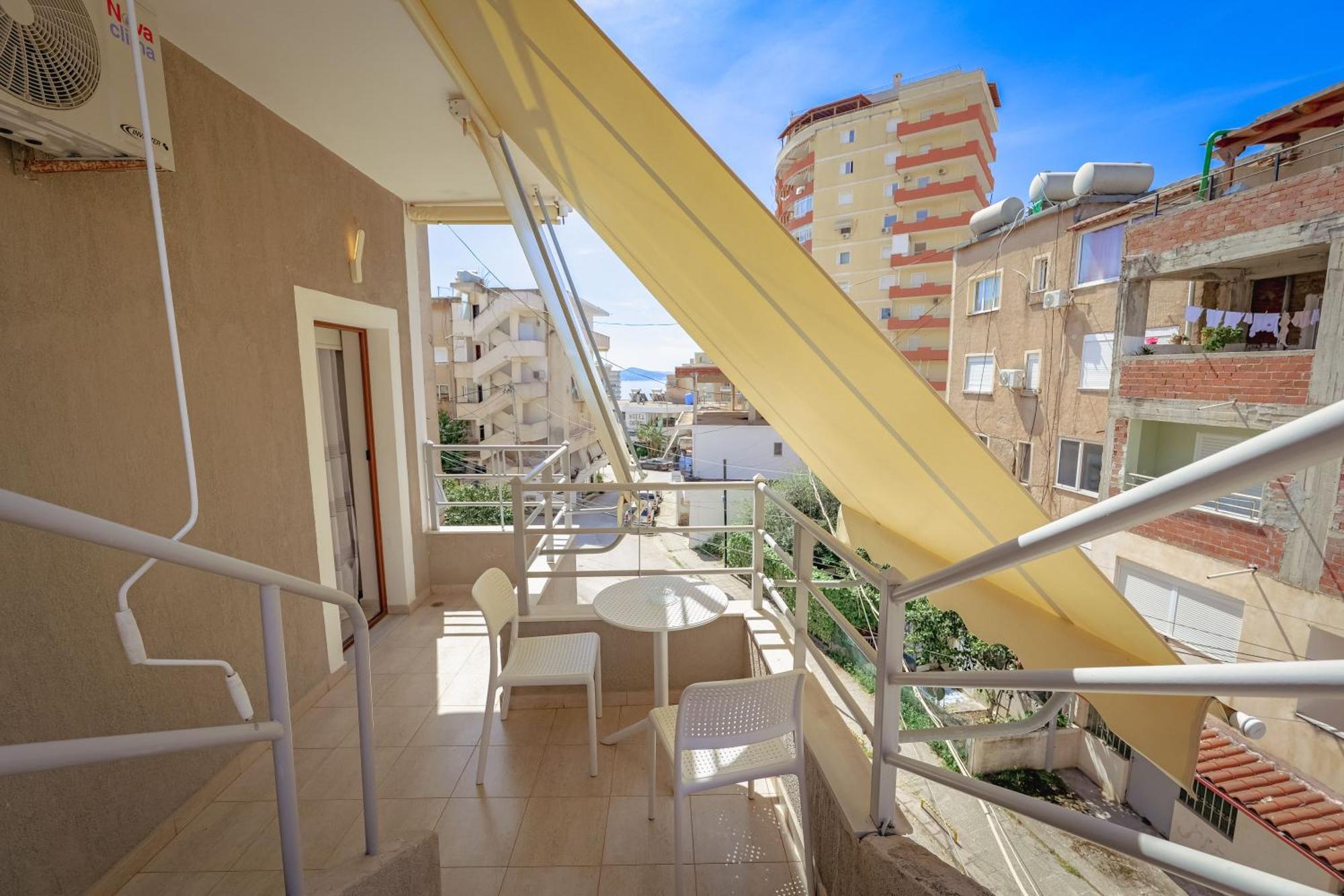 Costa Verde Suites Saranda Bagian luar foto